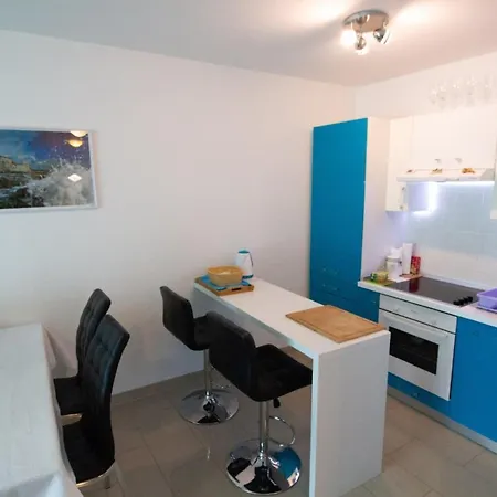 Apartment In Novigrad/Istrien 9642 Apartment *