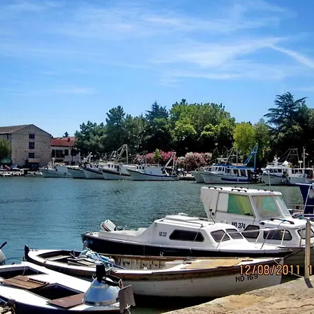 Apartment In Novigrad/Istrien 9642